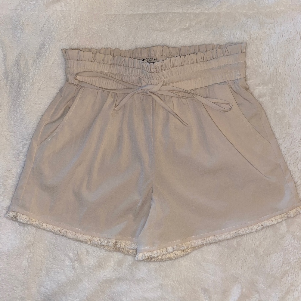 INC earth shorts
